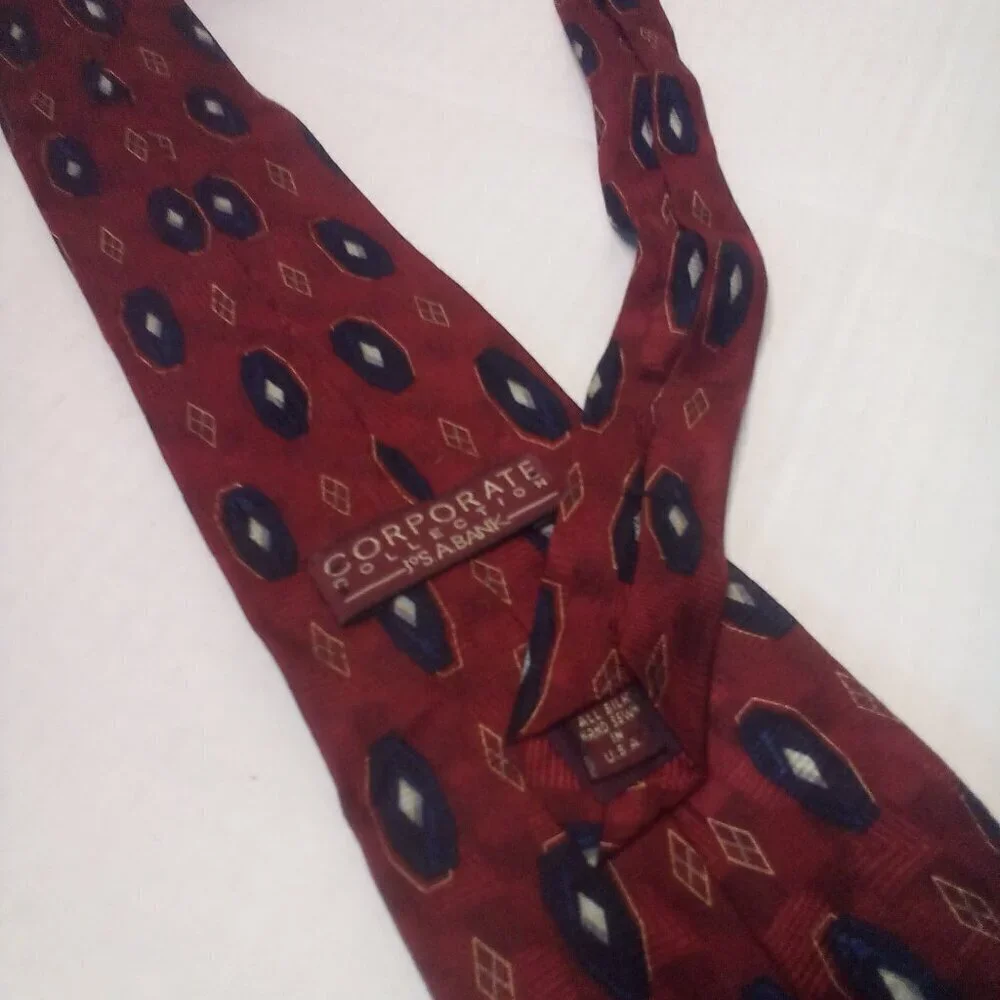 Jos A Bank Corporate Collection Tie Necktie Men 100% Silk Red Blue Gold